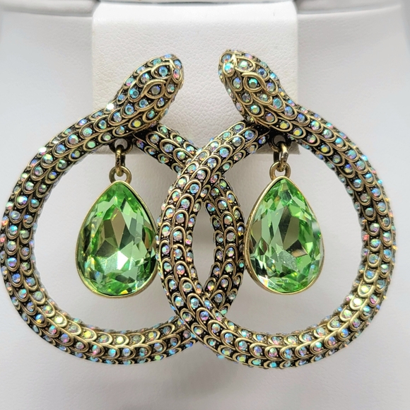 Heidi Daus Peridot Swarovski Crystal Snake/Serpent Statement Jewelry Set - Picture 9 of 13